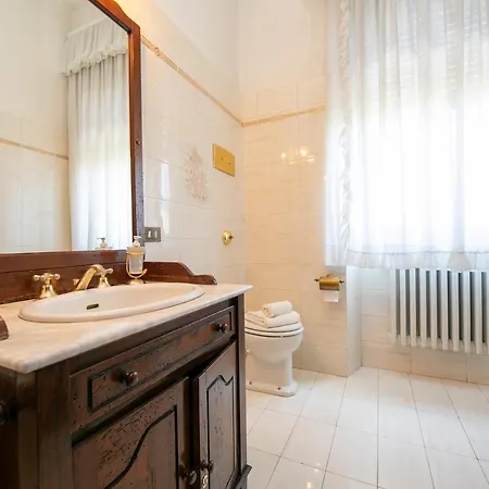 Barbara - Happy Apartment Desenzano del Garda
